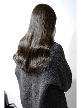 アリー 原宿 表参道(ALLY) ALLY宍戸 ブリーチなしカラーで叶えるオリーブグリーン