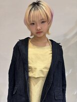 イル(ill)&nbsp;ショート ウルフ ブリーチ デザインカラー大須