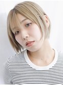 ショートボブ
