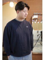 エディ(Edy)&nbsp;メンズセンターパートカルマパーマコンマバングカルマヘア岡山