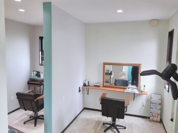 ソルシエール(Sorciere)の写真/美容師歴２５年以上の経験を活かして、頭の形や髪質を見ながら似合わせるスタイルをご提案致します