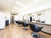 モンド ヘアクリエーション 西田店(monde hair creation)の雰囲気（大人女性がリラックスして過ごせる、清潔感あふれる空間作りを。）