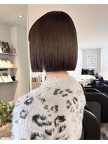 ザ スリック(THE SLICK) ブラウンの艶ミニボブ