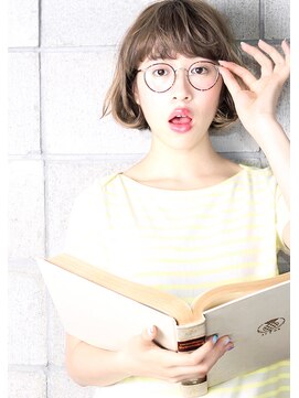 ヘアサロン ガリカ 表参道(hair salon Gallica) ☆ ラフ感 × プラチナグレージュ ☆ パリジェンヌ風 BOB ☆