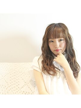 ラクサ ヘア ワークス(LAXA HAIR WORKS) 大人可愛いゆるふわミディ♪