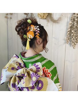 ランダーブルー(LANDER BLUE) ふわふわ成人式ヘアセット