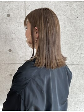 ハイヴ ヘアライン(Hi-ve hairline) スイングストレート