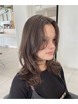 アクアオモテサンドウ(ACQUA omotesando)&nbsp;＊長め流し前髪韓国風くびれレイヤーカットセミロングレイヤー