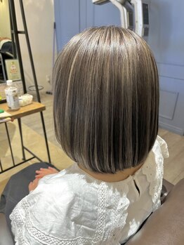 リザ ヘアー サロン 大谷 なんごう店(LIZA hair salon)の写真/オーガニックカラーで繰り返してもツヤ色続く♪明るめ派～しっかりカバー派も満足の上質カラーを叶えます☆