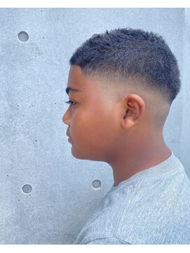 バイマイサイド(BY MY SIDE) fade × veryshort