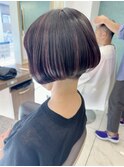 前下がりの前髪あり刈り上げショートボブ