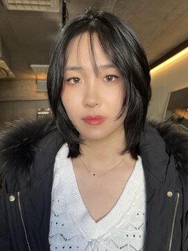 ナループロア ルームー(Nalu pu loa ROOMOO) ミディアムレイヤーカット/レイヤーウルフカット