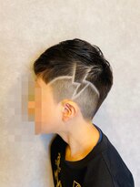 アストロ(ASTRO)&nbsp;10代20代刈り上げバリアートツーブロック卒業式入学式キッズ