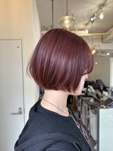 ピノ(pino.) 赤髪ピンクラベンダーショートボブショートウルフ