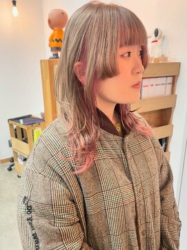 キューズ クラブ(cuz KLUB) ウルフベージュインナーカラーピンク