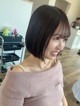 リット(Lit)の写真/【似合わせ×理想の髪色】肌を明るく見せる透明感カラーもお任せ！艶カラーで叶える、最旬スタイルをご提案