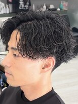 ヘアーアンドビューティー ザ ビー(Hair & Beauty the B)&nbsp;【メンズスタイル】波巻きパーマ