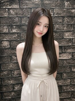 チャーム ヘア リゾート(charm hair resort)の写真/ただ真っ直ぐなだけじゃない。髪質改善と縮毛矯正で潤いに満ちた、とろけるような「うる艶髪」へ。