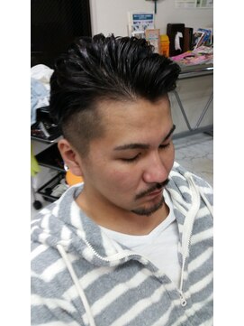 トモズヘアデザイン(Tomo's Hair Design) 【tomos】メンズポンパドール　担当naoya@