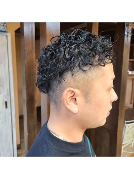 モアムー(Moremuu) メンズ　スパイラルパーマ