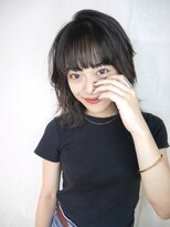 シュシュ(shushu)&nbsp;旬の外ハネウルフヘア【有海一生】