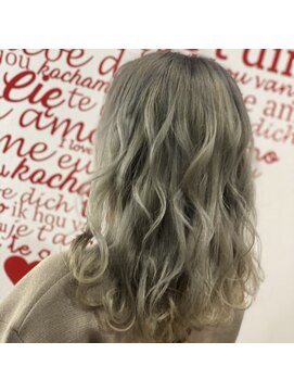 クリーピー(CREAPY) 優しさのベージュ