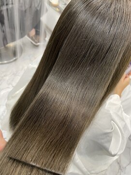 エスカーラ 表参道(THE ESCALA) @aidaman321マッシュ/くびれヘア/メルティカラー/センターパート