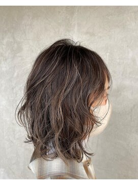 プールサイド(poolside) 今年トレンドパーマスタイル