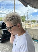 ホワイトスパイキーショート