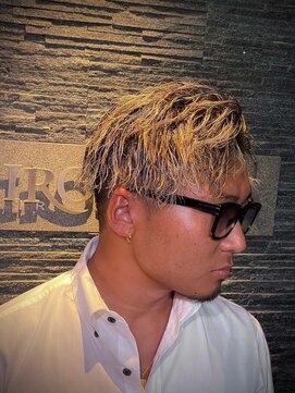 ヒロギンザ 五反田店(HIRO GINZA) 理容室 床屋 センターパート ツイスパ 2ブロック