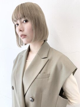 ココ 本八幡(KOKO) 黒髪クラゲヘアーオリーブグレー小顔ココアベージュ丸型卵型ボブ