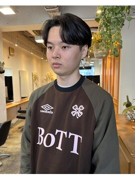 グリーン 高田馬場(green) 【HYUGA】毛流れセンターパート