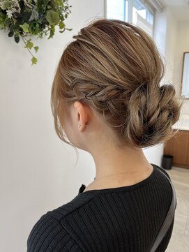 ケイズプラスカラン(HAIR AND MAKEUP K's PLUS calin) 【倉敷　沖/calin】シニヨン　ヘアアレンジ