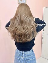 ロンムー(ronmuu)&nbsp;動きの出るレイヤーカット＆ミルクティーベージュ