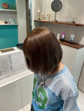 アース オーセンティック 松山銀天街店(EARTH Autentic) ベージュカラー