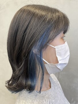 エリマ 横浜西口(elima) 横浜西口インナーカラーミディアムレイヤーボブブルーカラー韓国