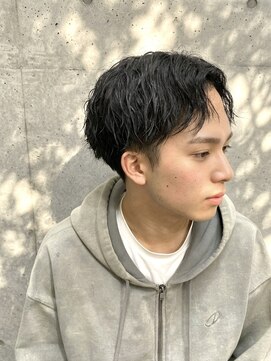 ヘアーアンドグルーミング ヨシザワインク(HAIR&GROOMING YOSHIZAWA Inc.) ツイストパーマツーブロックセンターパート刈り上げショート短髪