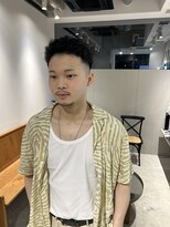ミリ(milli Produce by ITAKURA) オールバックのハードパーマ