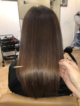 アコンプリッシュ 代官山 恵比寿(accomplish) プラチナミネコラ