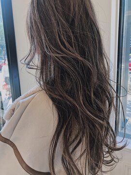 ヘアーアイスカルテット(HAIR ICI QUARTET) コントラストハイライト