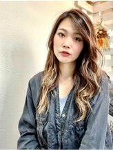 ロコロア(Rocoroa)&nbsp;秋吉 萌子