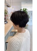 抜け感たっぷりショートヘア