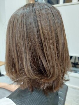 ラナヘアー(Rana) ミディアム