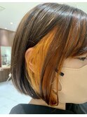 パツっとボブ×インナーカラー