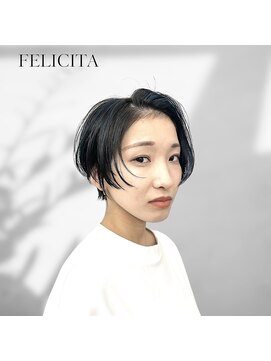 フェリシータBOB 【FELICITA】大人かっこいい黒髪×ハンサムショート