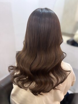 ラビス(Lovis) ハッシュカット/フルバング/似合わせカット/レッドブラウン