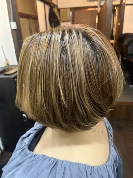 リリ(Liri) 大人ボブスタイル　イルミナカラー