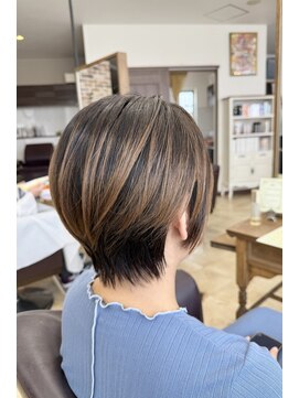 トップスタイル リッチ 襟足スッキリショートヘア
