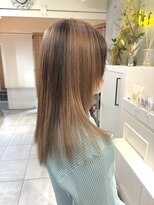 ネオリーブカフ 鶴ヶ峰店(Neolive caff)&nbsp;ダブルカラー　ツートーンカラー　ローライト　ブリーチカラー