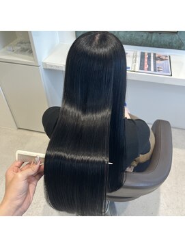 クララ ジャパン カメイド(CLALA JAPAN Kameido) 透明感グレージュ×ブルーブラック